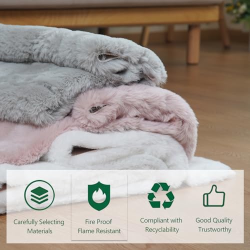 Latepis 5' x 7' White Faux Fur Rug Washable Fluffy Shag Rug for Living Room Bedroom Nursery