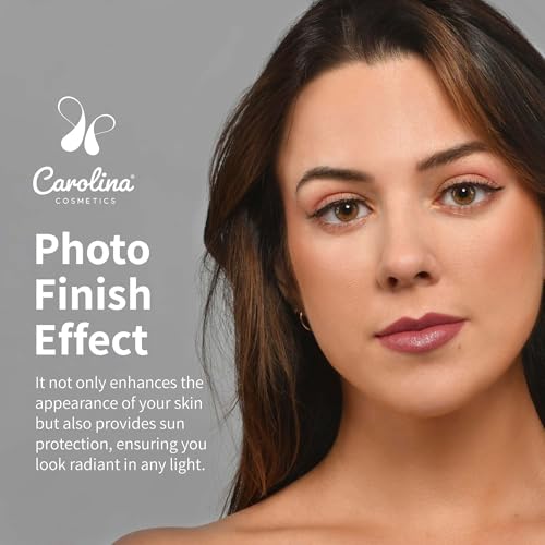 Carolina Cosmetics - Plant-Based Foundation in Palm Shade - Hydrating, Pore-Minimizing & Buildable Coverage - Vegan, Non-GMO, Gluten-Free, Paraben-Free- Sun Protection - 1Fl Oz