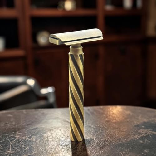 Heavyweight Double Edge Safety Razor with 5 Blades - Classic 3-Piece Design
