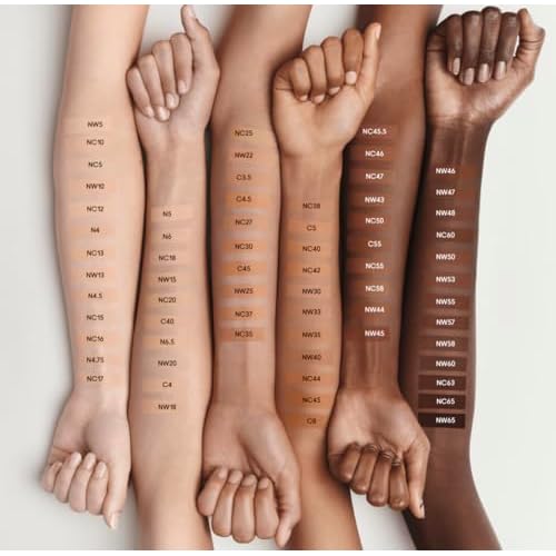MAC Studio Fix Fluid SPF 15 24HR Matte Foundation + Oil Control NC16, Beige