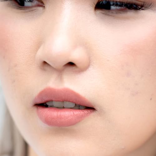 Hydrating Lip Crayon in Grace - Natural, Matte Finish, Vegan Lip Color