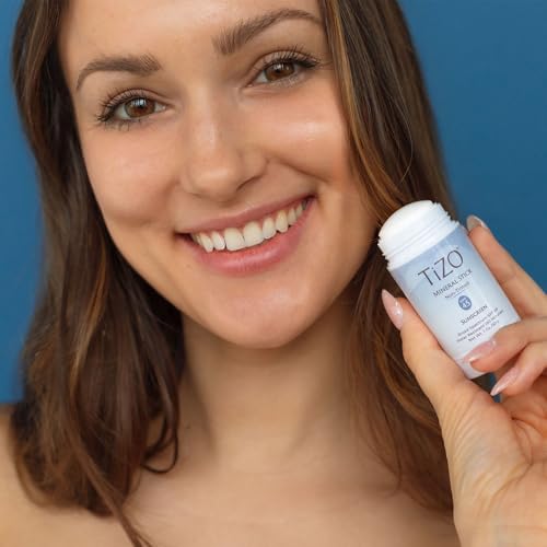 Mineral Sunscreen Stick SPF 45 Water Resistant Broad Spectrum UVA/UVB for All Skin Types