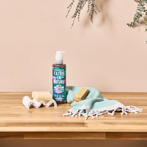 FAITH IN NATURE Natural Lavender and Geranium Liquid Hand Wash, Relaxing, Vegan and Cruelty Free, No SLS or Parabens, 400 ml