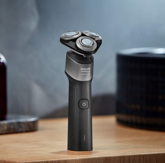 Philips Norelco X5004 Wet & Dry Rechargeable Electric Shaver with Precision Trimmer