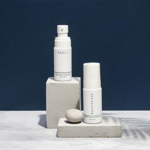SPF 30 Face Moisturizer with Collagen & Peptides - Lightweight Hydrating Cream, 1.4 oz - Paraben-Free & Non-Comedogenic