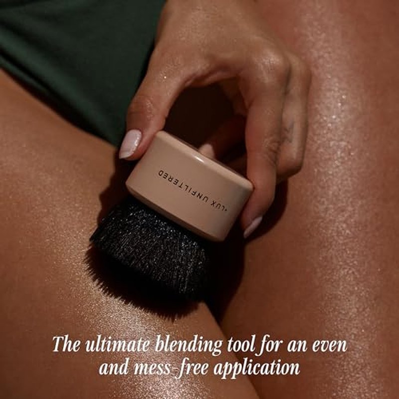 + Lux Unfiltered Blending Body Brush - Self Tanner Brush - Kabuki Blending Applicator for Self Tan, Body Glow, & Bronzer - Vegan & Cruelty Free Synthetic Bristles