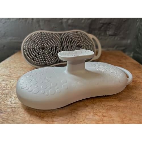MOOFAH Body Scrubber, Made in USA, Gently Cleans and Exfoliates, Less Wasted Body Wash, Easy to Clean (Shadow Grey)