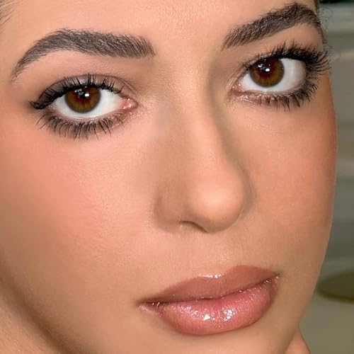Kevyn Aucoin The Volume Mascara, Black: Precision detail brush. Tubing tech. Long wear. Clump & flake-free. Pro makeup artist go to that thickens, separate & lengthen lashes. Easy removal with water.