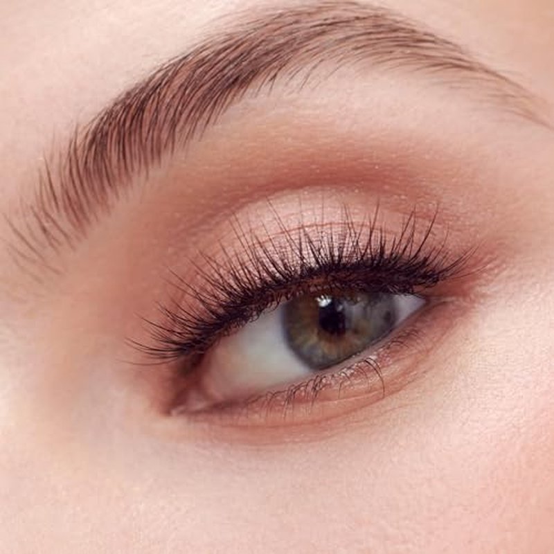 KISS The New Natural, False Eyelashes, 'Pearl Earring', 12mm, Includes 4 Pairs Of Lashes, Easy to Apply, Reusable Lash Clusters