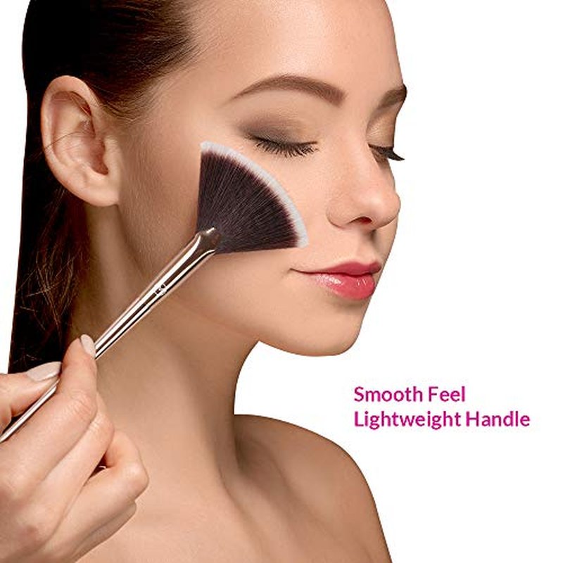 Fan Makeup Brush For Highlighter, Blush, Flutty&Powder Cosmetic Tool w/Long Handle& Anti-Champagne Gold Brush