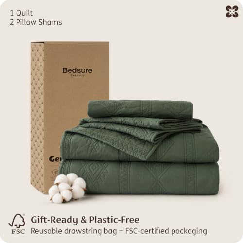 Bedsure PureWoven 100% Cotton Quilt Set Queen Olive Green - Tribal Geometry