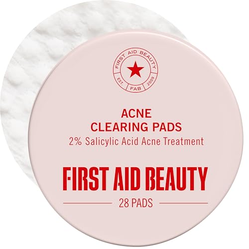 First Aid Beauty Acne Treatment Pads 2% Salicylic Acid - 28 Count