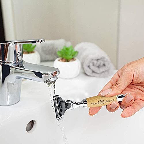 Manual Safety Razor with Bamboo Handle, 3 Blade Shaving Razor for Men & Women