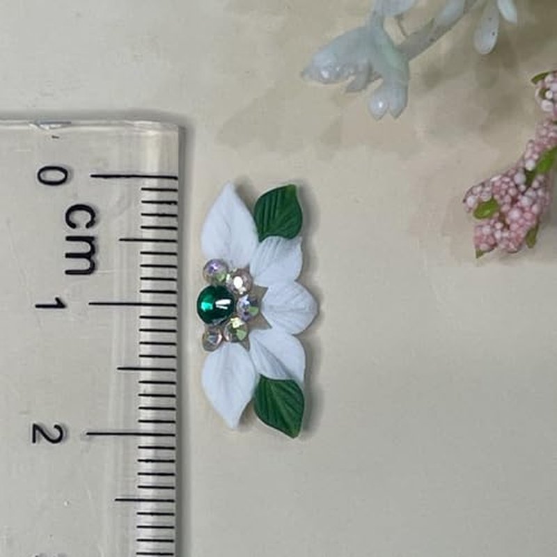 3D Christmas Acrylic Flower Nail Art Charms Handmade by Acrylic Powder - 24pcs Noel Flowers Nail Rhinestones Kit 3D Nails Design Acrylic for Women (Christmas Flowers 3-Small & Medium Size)