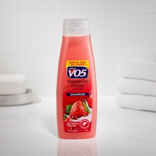 Alberto VO5 Moisture Milks Moisturizing Shampoo - Hydrating Shampoo with Soy Milk - 5 Oils and Vitamins - Strawberries and Cream Scent - 15 oz