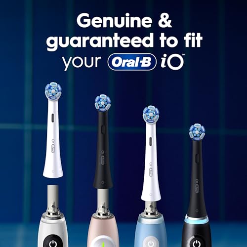 Black Oral-B iO Series Ultimate Clean Electric Toothbrush Replacement Heads - 4 Pack