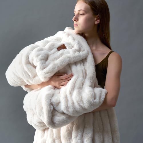 Cream White Double-Sided Faux Fur Throw Blanket 50x60 Cozy Bliss