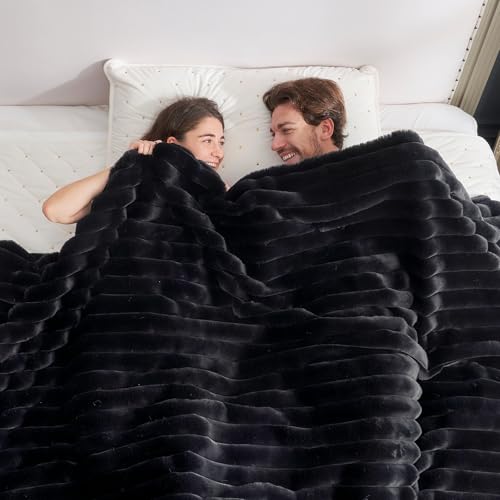 Black Faux Fur Throw Blanket - Cozy 60x80 Inches for Couch & Bed - Twin Variation