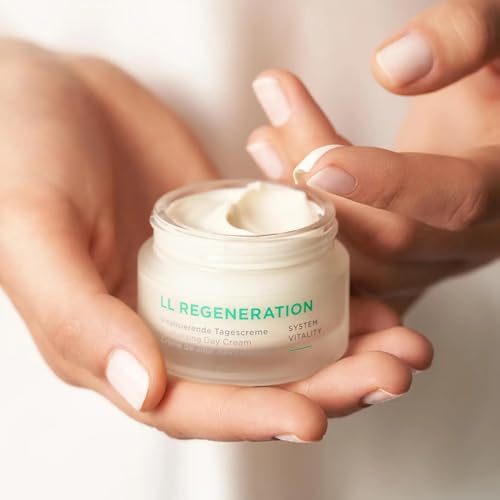 Revitalizing Day Cream with Vitamin C & Retinoid - Anti-Aging Face Moisturizer, 1.69 Fl Oz