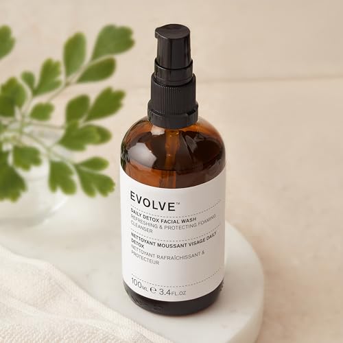 Evolve Organic Beauty Daily Detox Facial Wash 3.4 fl oz - Refillable Pack