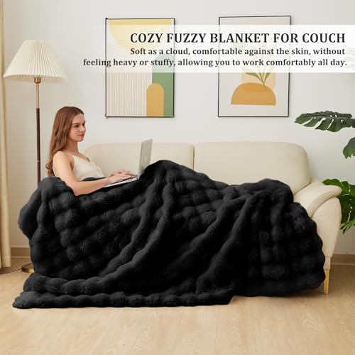 Ghouse Faux Fur Throw Blanket Black Twin 60x80 Inches Soft Cozy Couch Bedding