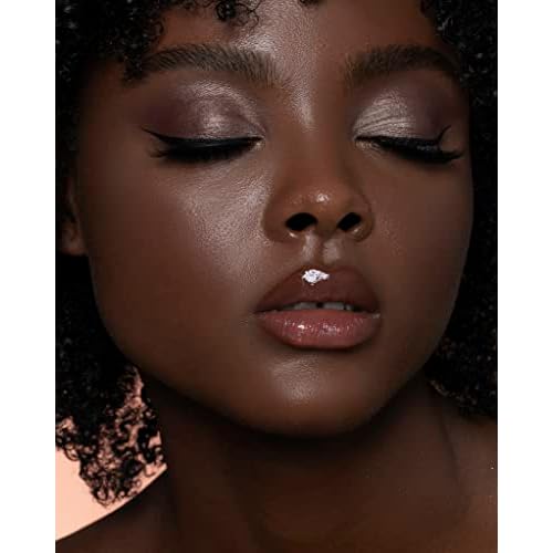 Sigma Beauty E38 Diffused Crease Brush - Blending Brush For Corner Eyelids - Eyeshadow Application and Fluffy Blending Brush - Apply Pigment and Blend Harsh Lines