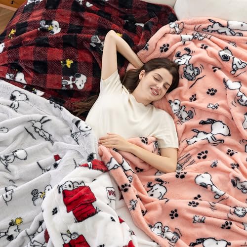 Queen Size Faux Rabbit Fur Snoopy Blanket - Regular White, 90x90 Inches, Plush Cozy Throw for Bed & Sofa with Variation