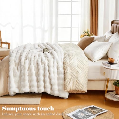 Faux Fur Queen Blanket for Couch - Ivory White 90x90cm Cozy Plush Throw