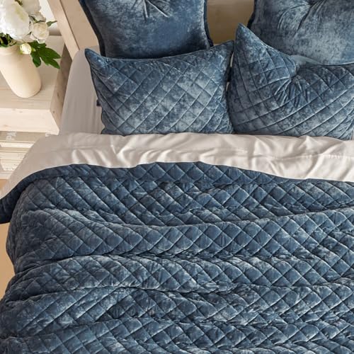 EverGrace Oversized Velvet Quilt Set - King Stormy Blue Diamond Embellished