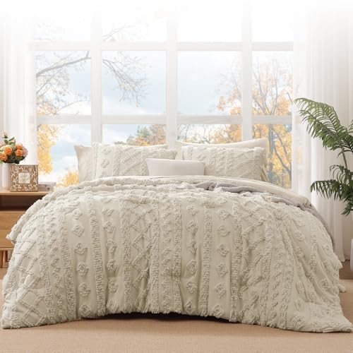 Queen Size Boho Tufted Comforter Set - Beige, 7 Pieces, Bed in a Bag