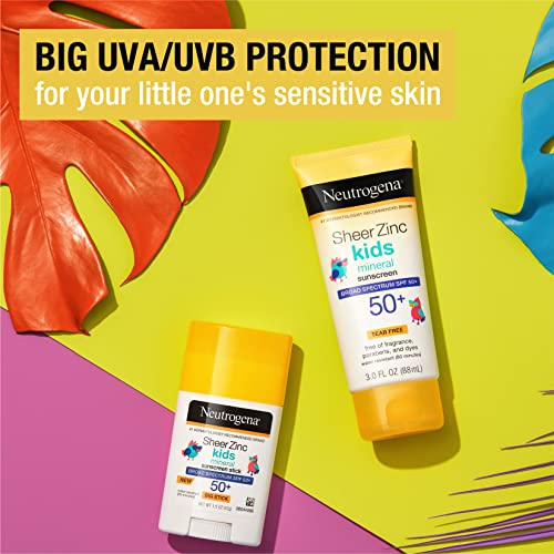 NIVEA MEN Sensitive Face Wash with Vitamin E and Chamomile Extract, No Drying Alcohol, Gentle Face Wash for Men with Sensitive Skin, 5 Fl Oz Tube