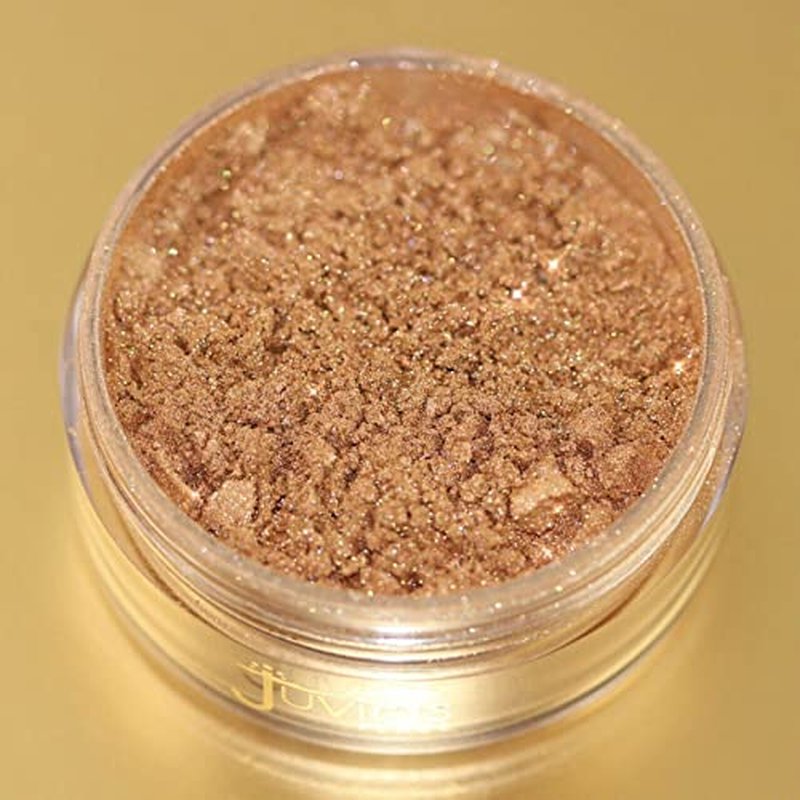 Juvia's Place Loose Highlighter Nubian Royalty 1 - Illuminating Loose Powder Highlighter Makeup, Shimmer Powder that gives Radiant Glow - Suitable for all Skin Tone