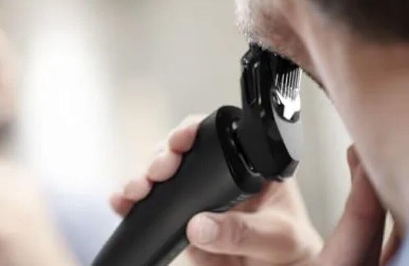 Philips Norelco Series 6000 Shaver with SenseIQ Technology, Self-Sharpening Blades