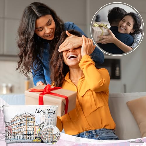 18 Set New York Souvenirs Gifts Include City Cosmetic Bag Bulk New York Makeup Bag Nyc Souvenirs from USA Makeup Mirrors for Women Traveler Birthday Party Favors Trip Journey Gifts