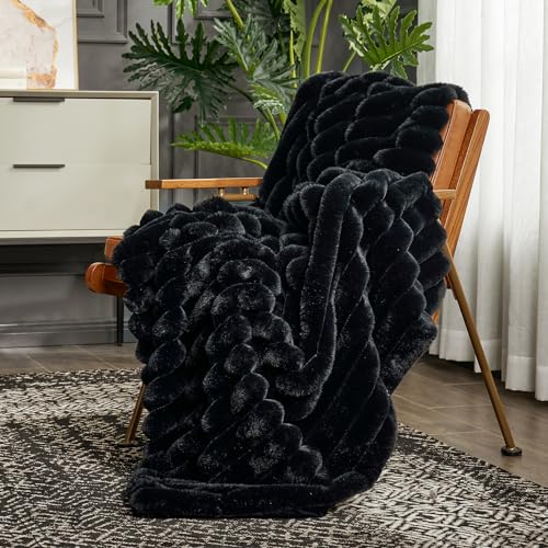 Black Faux Fur Throw Blanket - Cozy 60x80 Inches for Couch & Bed - Twin Variation