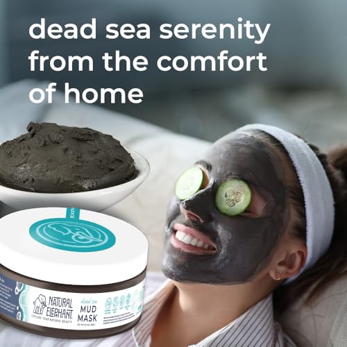 Pedicure Manicure Kit with Grapeseed Extract and Fenugreek - ¡Ú Soothing and Relaxing - ¡Ú ALL Natural - ¡Ú Suitable for All Skin Types and Both for Men and Women - 135 Grams - Vaadi Herbals