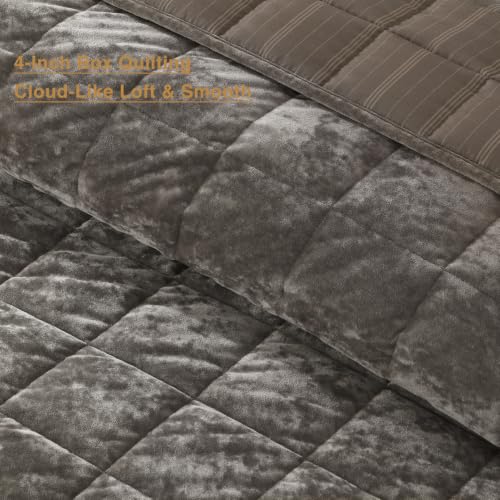 GOONE Oversized King Velvet Quilt Set 112x106 Fossil Greek Velvet Luxury Reversible Bedding