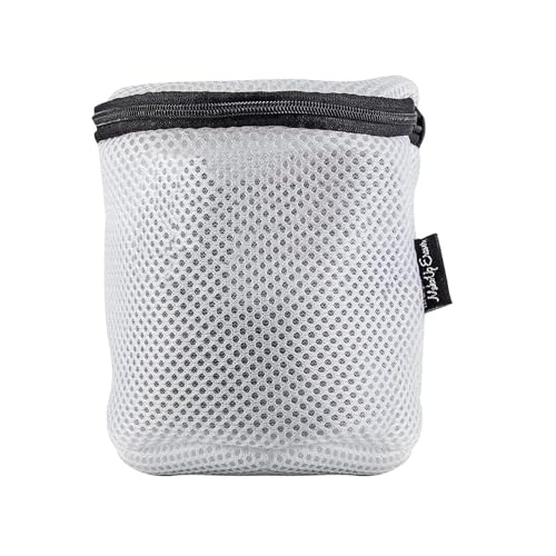 MakeUp Eraser Puff 5pc Set, Reusable and Machine Washable Rounds, Laundry Bag Included,5 Count (Pack of 1)