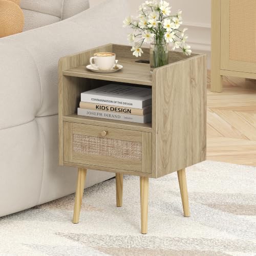 Nightstand Set of 2 with Charging Station - Rattan Side Tables, Light Oak, 15.9 x 11.8 inches, Boho Bedroom End Tables for Small Spaces
