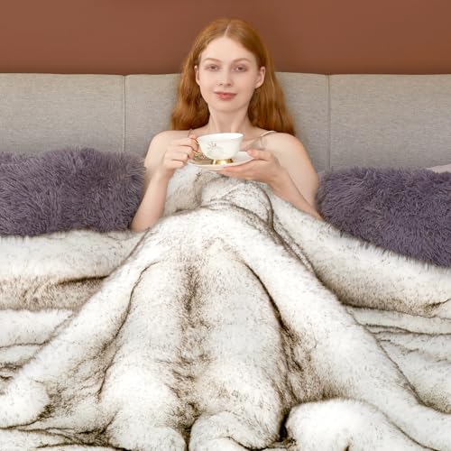 White Twin 1000GSM Faux Fur Throw Blanket - Oversized Cozy Plush Mink for Couch Bed