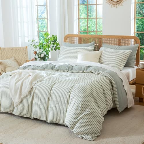 King Size Sage Green Comforter Set - 3 Piece Microfiber Bedding with Pillowcases
