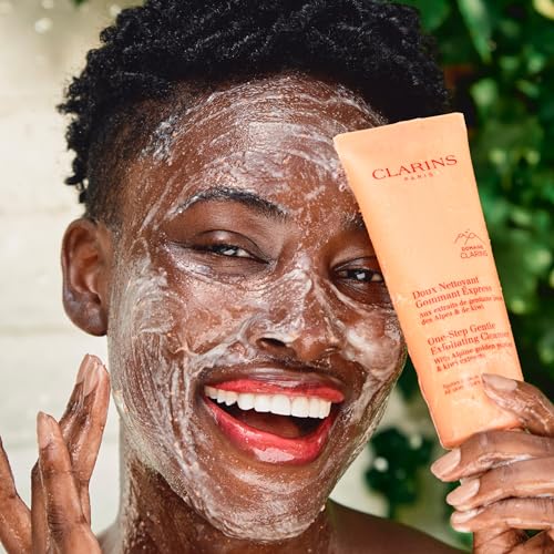 Clarins One-Step Gentle Exfoliating Cleanser | 3-In-1 Cleanser, Makeup Remover and Exfoliator | Boosts Radiance | Plant-Based Exfoliating Beads | All Skin Types