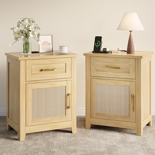 Decofy Rattan Nightstand Set of 2 with Charging Station, Drawer & Cabinet - Natural Boho Style