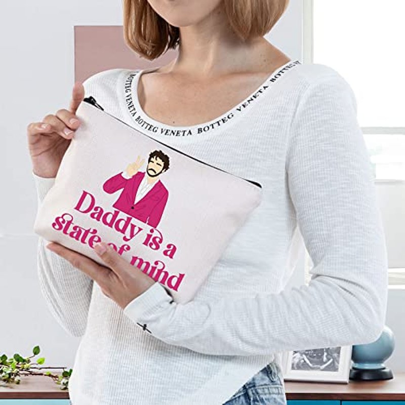 BWWKTOP Daddy Cosmetic Makeup Bag Actor Movie Fans Gifts Daddy Is A State Of Mind Makeup Zipper Pouch Bag Actor Quote Merchandise (Daddy Is State)