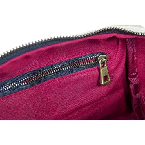 FAT FELT the DOPP KIT | Waxed Cotton Canvas shave and toiletries bag with leather handle