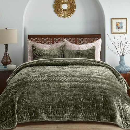 King Size Velvet Quilt Set with Ruched Texture - Olive Green, Lightweight & Luxurious