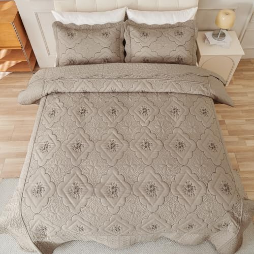 Cmfshape Oversized Floral Embroidery Quilt Set - Super King Taupe 120x120