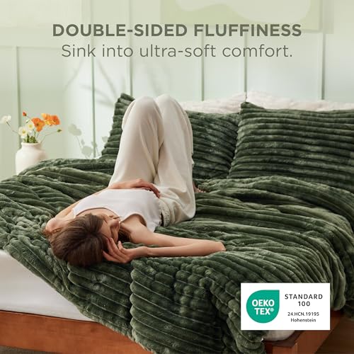 Queen Fluffy Comforter Set - 90x90 Olive Green Cozy Bedding with Pillowcases