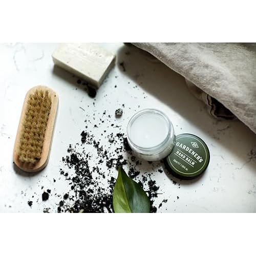 Gentlemen's Hardware Gardener's Handcare Kit Nail Brush, Exfoliating Soap, and Hand Balm Gift Set, 3-Piece, Oak Moss