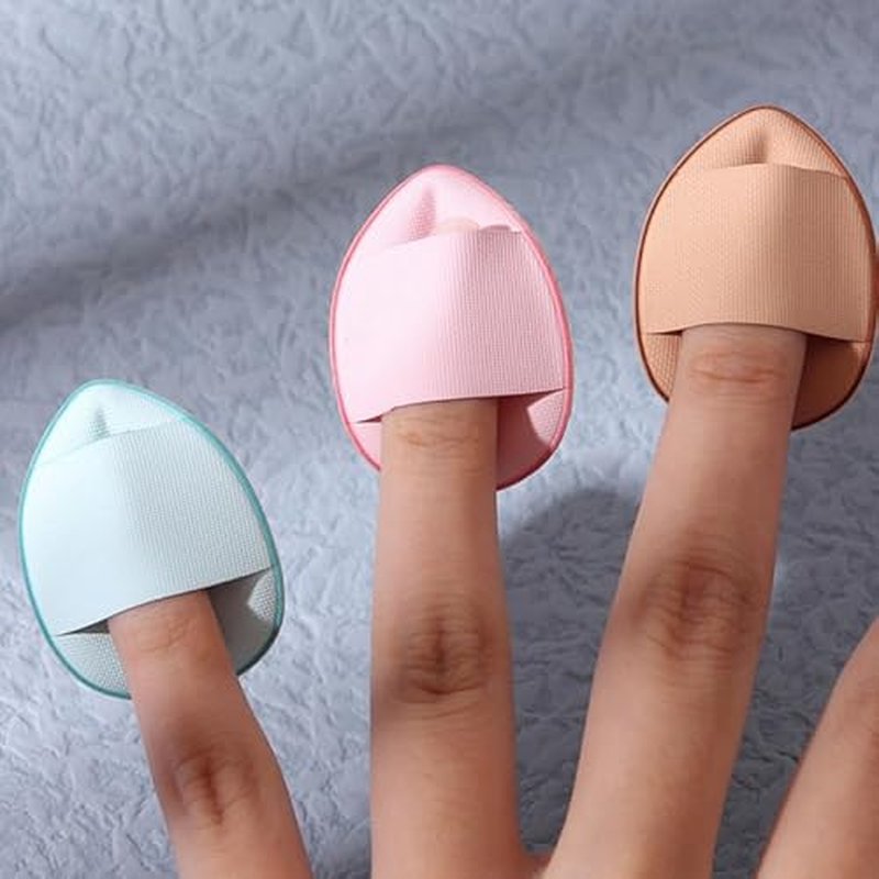 Mini Fingertip Powder Puff Set 15 Pcs Washable Makeup Sponges with Case for Precise Facial Foundation Application Cream Liquid Cosmetics